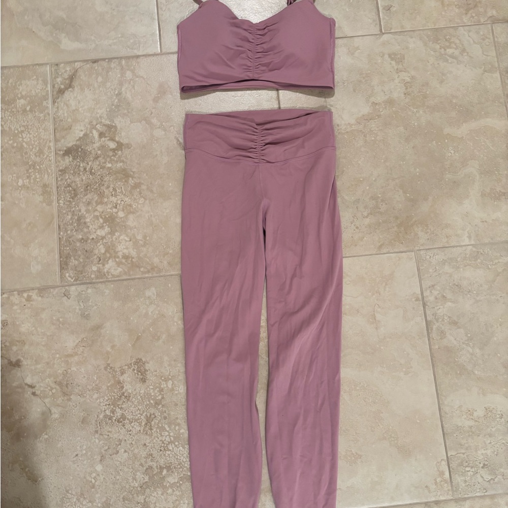 Super Bune! 3 Workout Sets - Soft Stretch Activewear